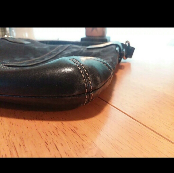 Coach Handbag - Picture 3 of 5